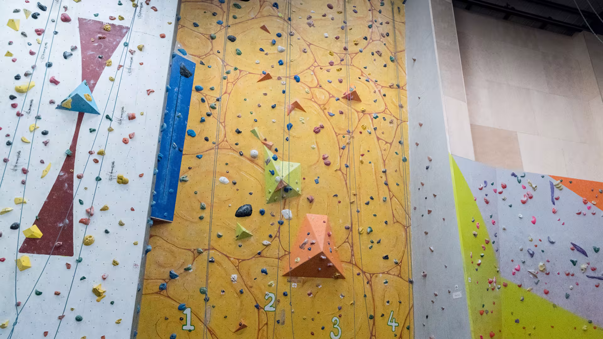 Marathon Overhang